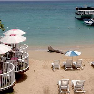Shaw Park Beach Hotel & Spa